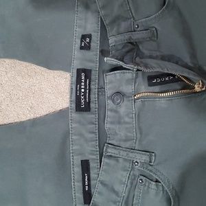 Lucky Brand Chino Size 30